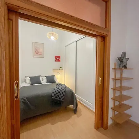 Apartment Plz De La Merced Solera *