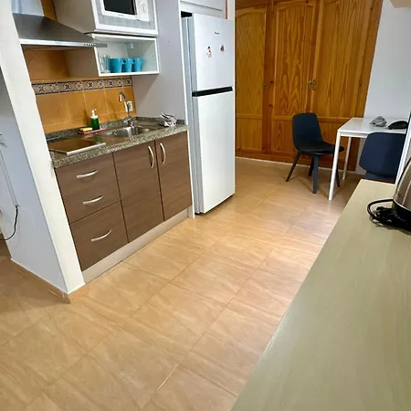 Apartment Plz De La Merced Solera *